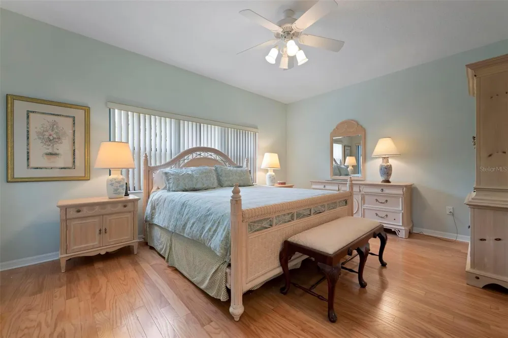 2794 MOSS OAK DRIVE #2 Sarasota, FL 34231