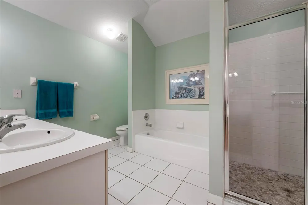 2794 MOSS OAK DRIVE #2 Sarasota, FL 34231