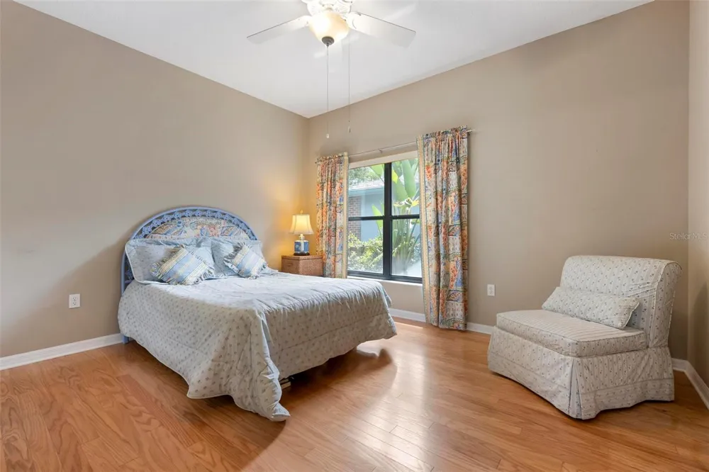 2794 MOSS OAK DRIVE #2 Sarasota, FL 34231