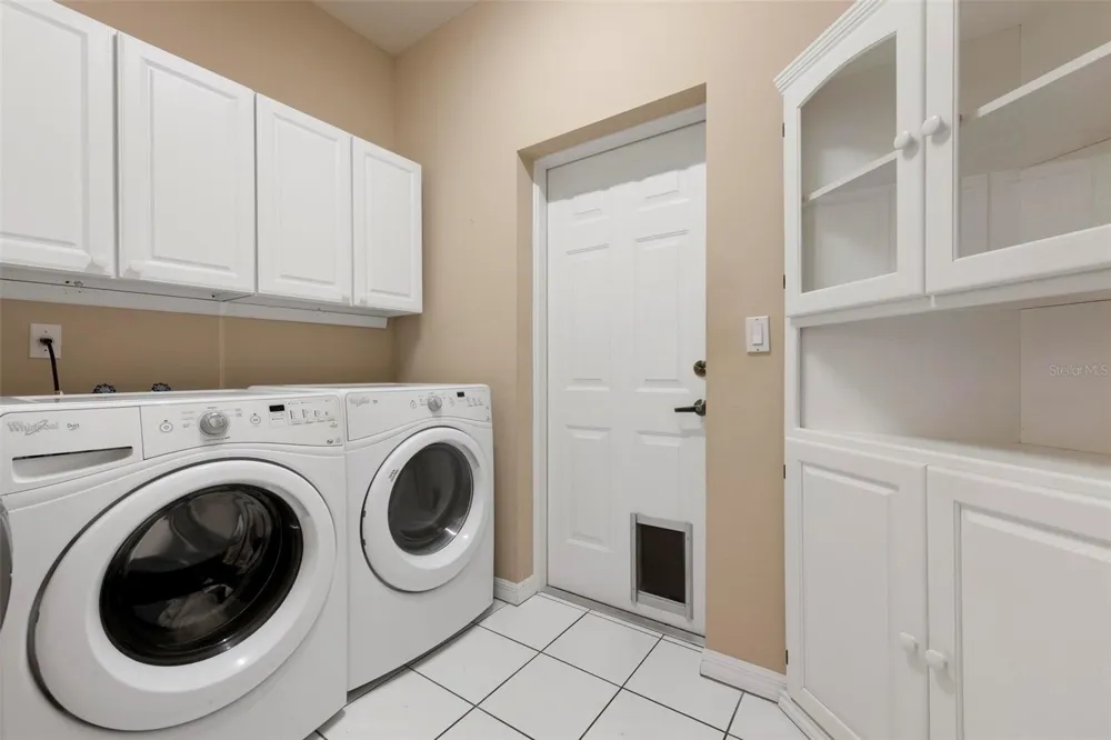 2794 MOSS OAK DRIVE #2 Sarasota, FL 34231