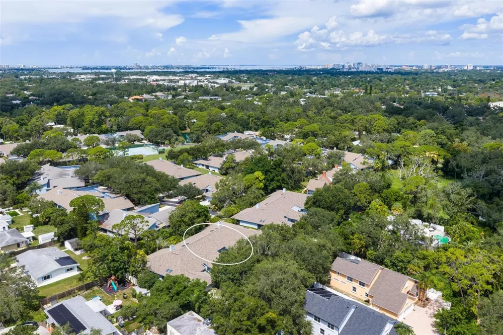 2794 MOSS OAK DRIVE #2 Sarasota, FL 34231