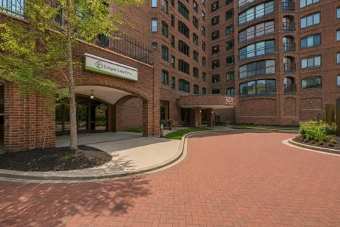 1201 Yale Place #A100