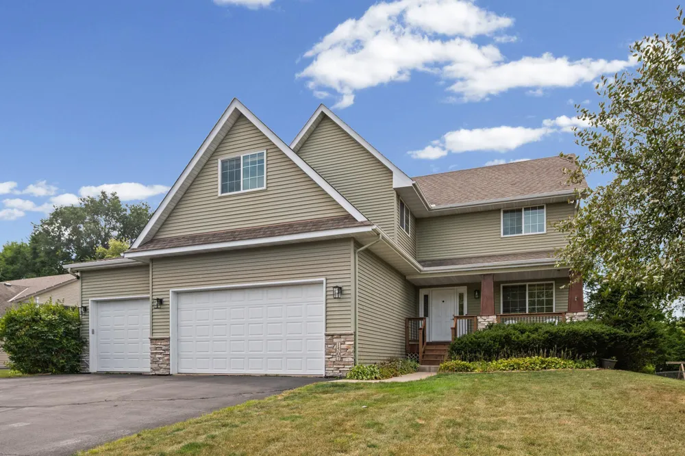 1507 Hidden Trail Mayer, MN 55360