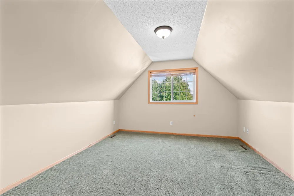 1507 Hidden Trail Mayer, MN 55360