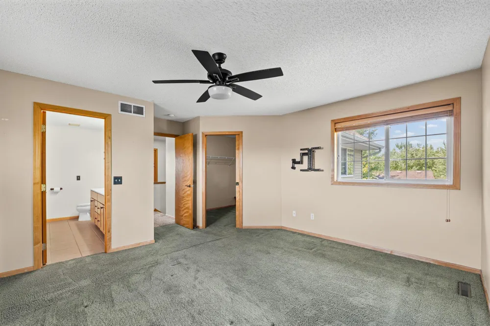 1507 Hidden Trail Mayer, MN 55360