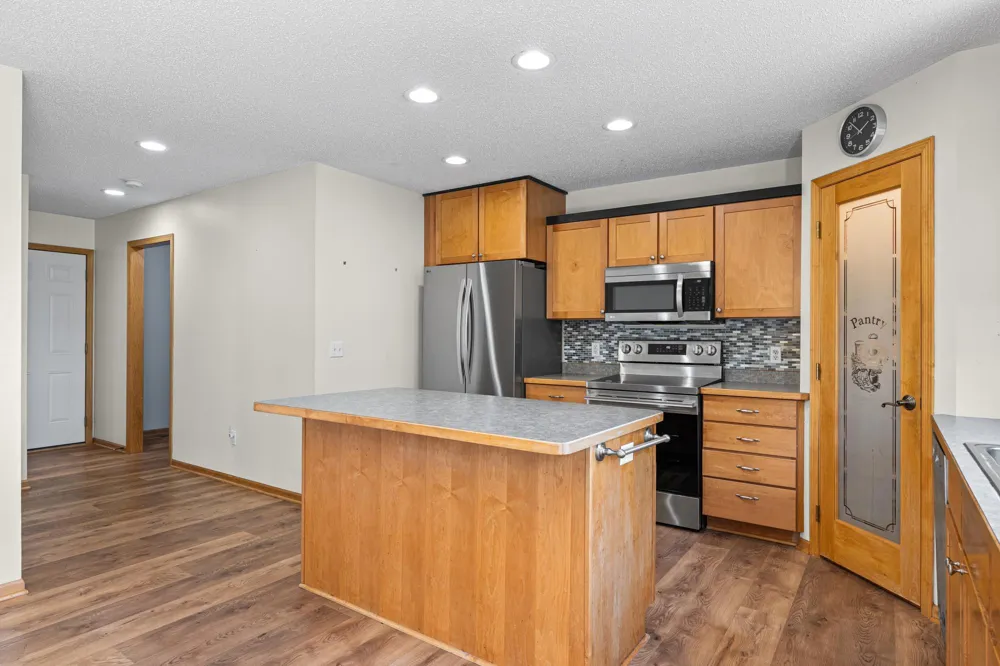 1507 Hidden Trail Mayer, MN 55360