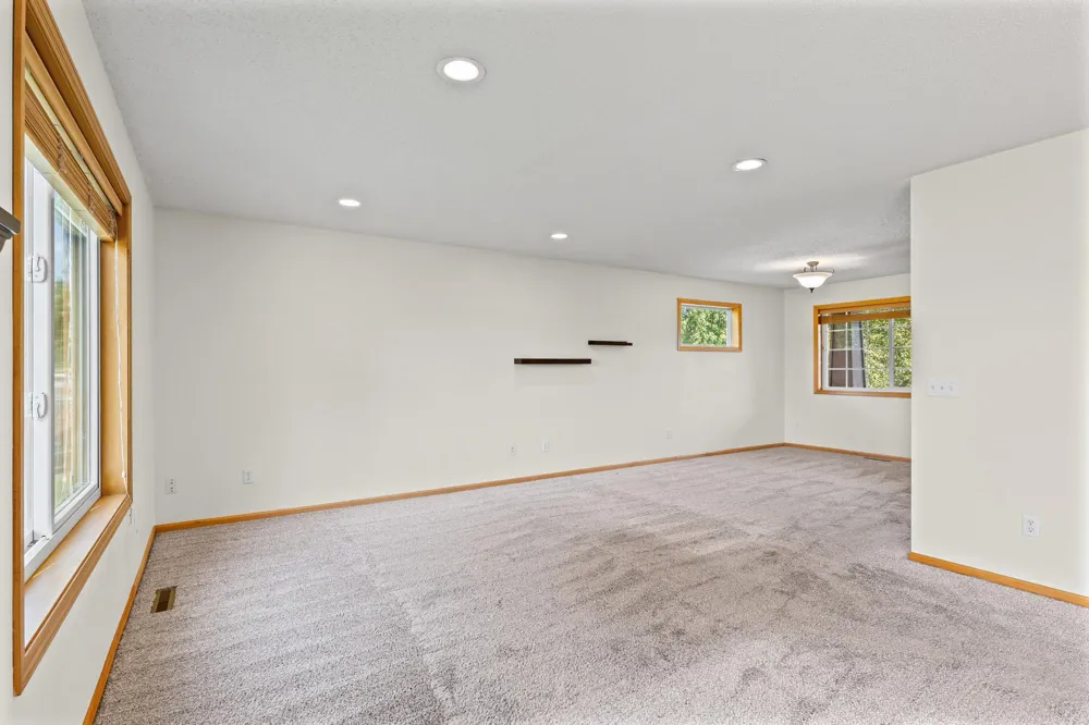 1507 Hidden Trail Mayer, MN 55360