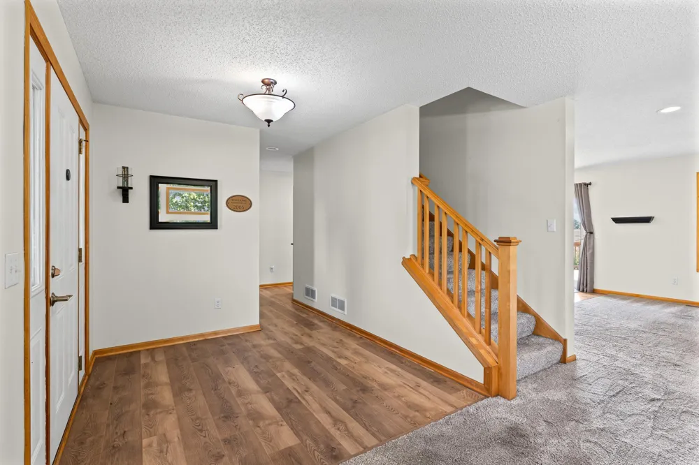 1507 Hidden Trail Mayer, MN 55360