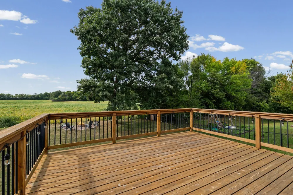 1507 Hidden Trail Mayer, MN 55360