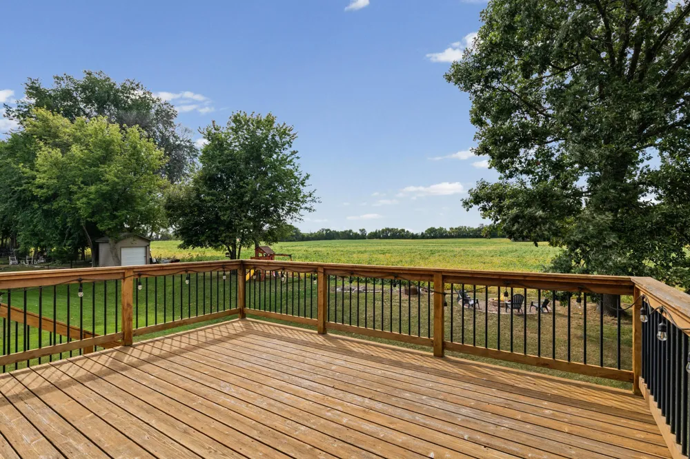 1507 Hidden Trail Mayer, MN 55360