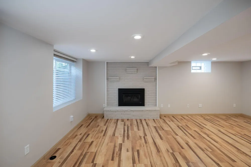 1253 Saint Paul Avenue Saint Paul, MN 55116