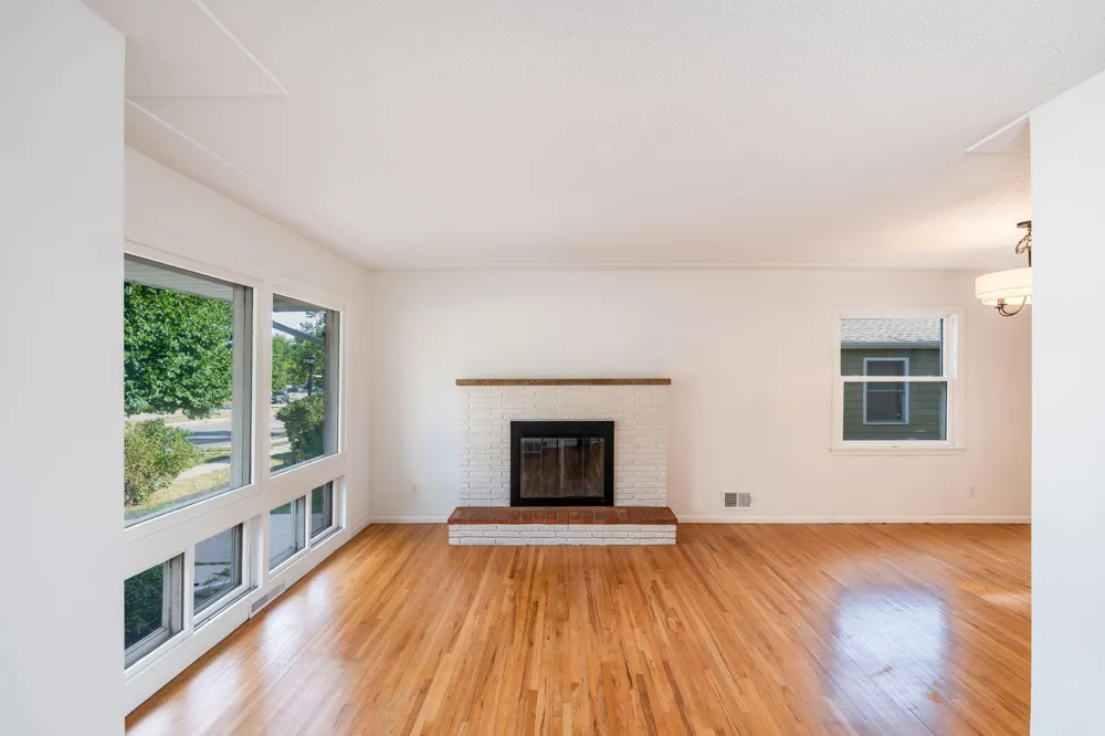1253 Saint Paul Avenue Saint Paul, MN 55116