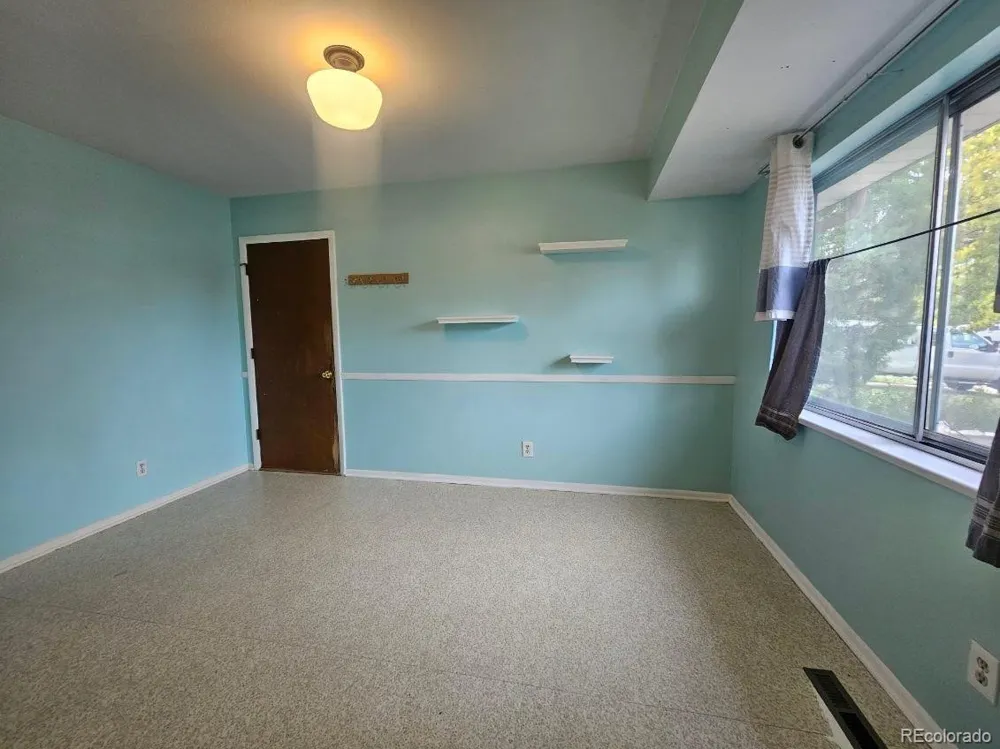 1096 Fraser Street Aurora, CO 80011