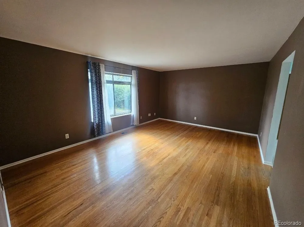 1096 Fraser Street Aurora, CO 80011