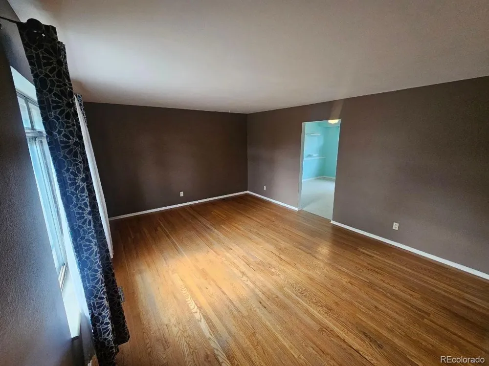 1096 Fraser Street Aurora, CO 80011