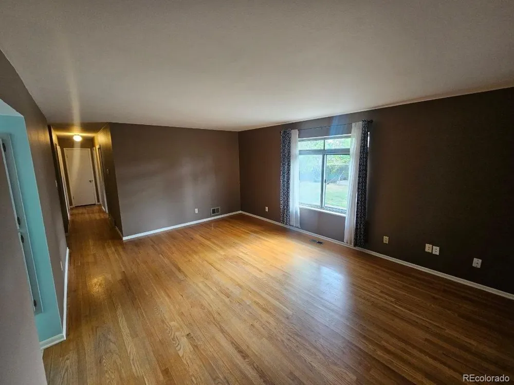 1096 Fraser Street Aurora, CO 80011