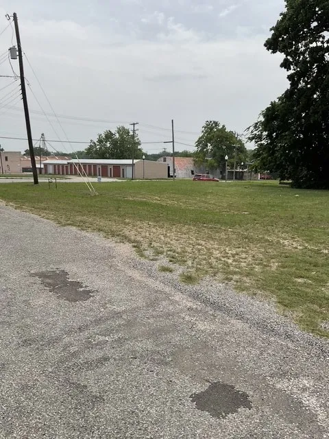 123 Main Street Bonham, TX 75418