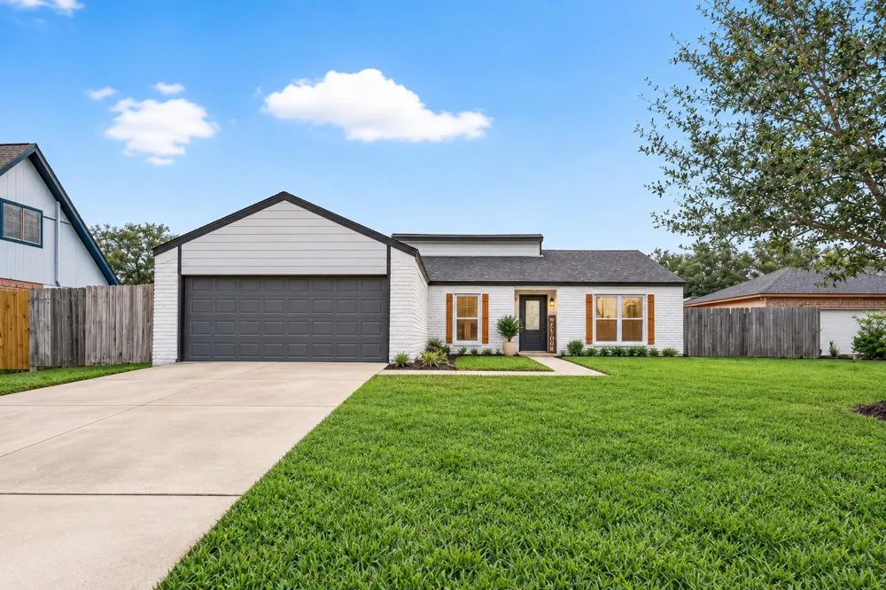13110 Naples Lane Stafford, TX 77477