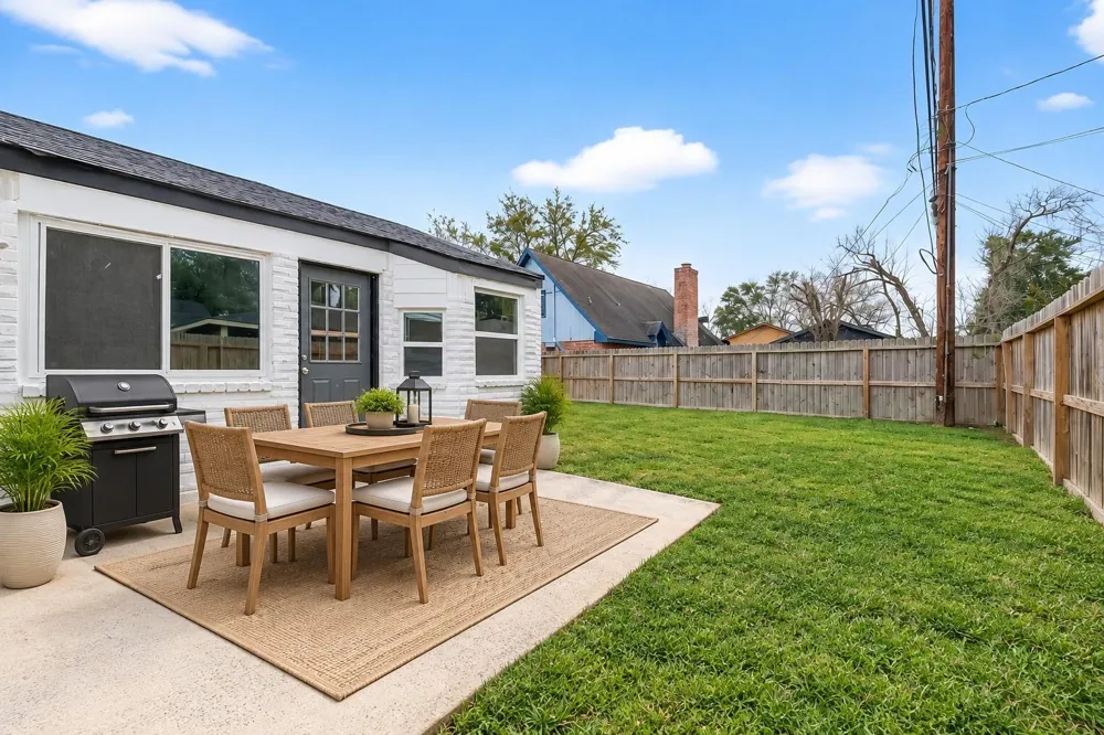 13110 Naples Lane Stafford, TX 77477