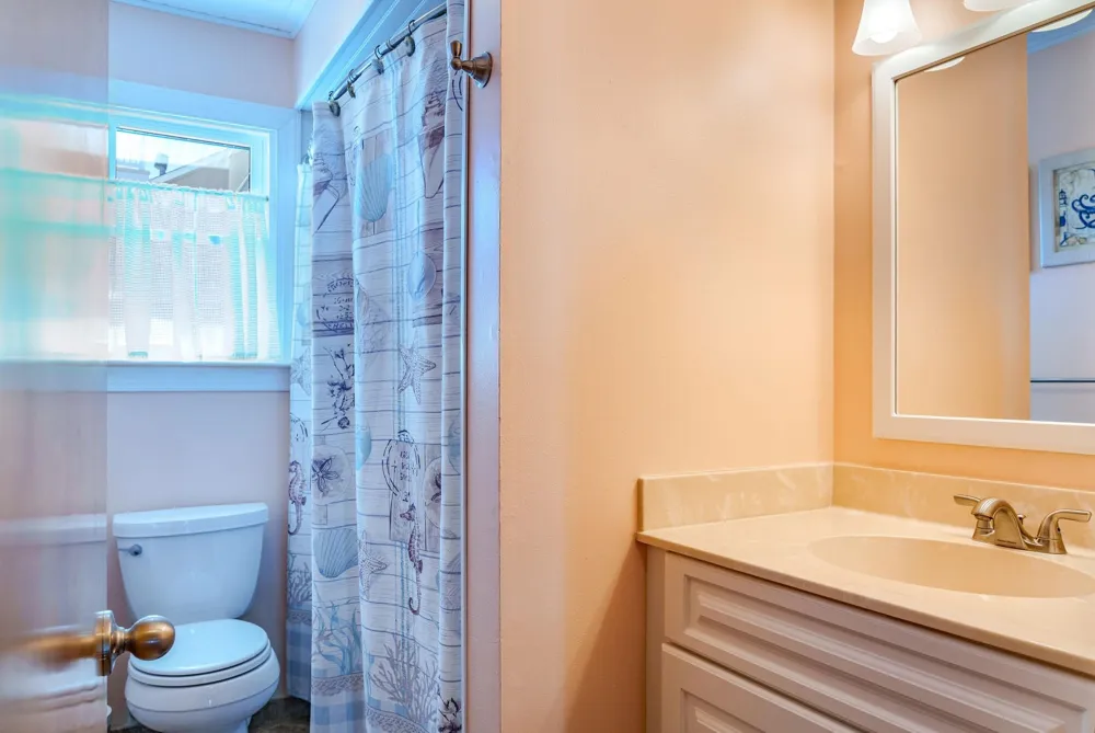 24 33rd Street Sea Isle City, NJ 08243
