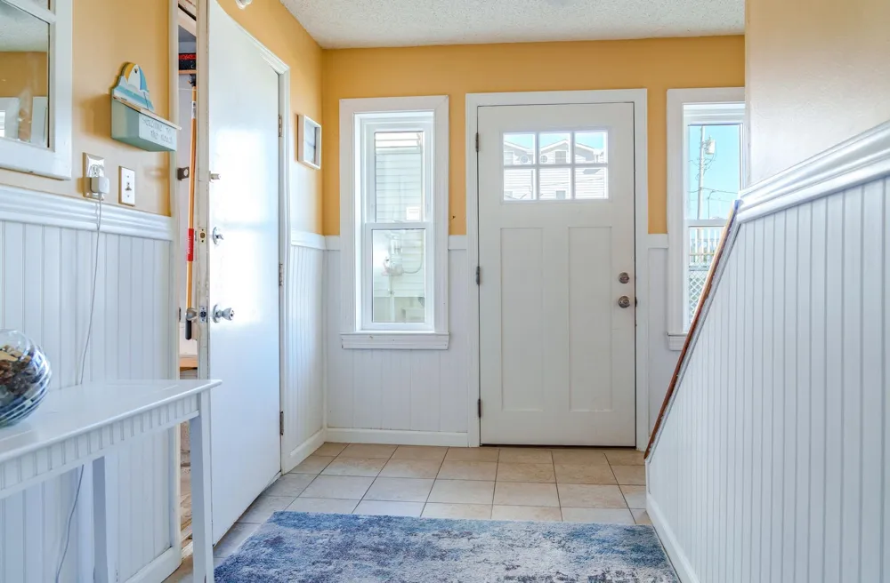 24 33rd Street Sea Isle City, NJ 08243