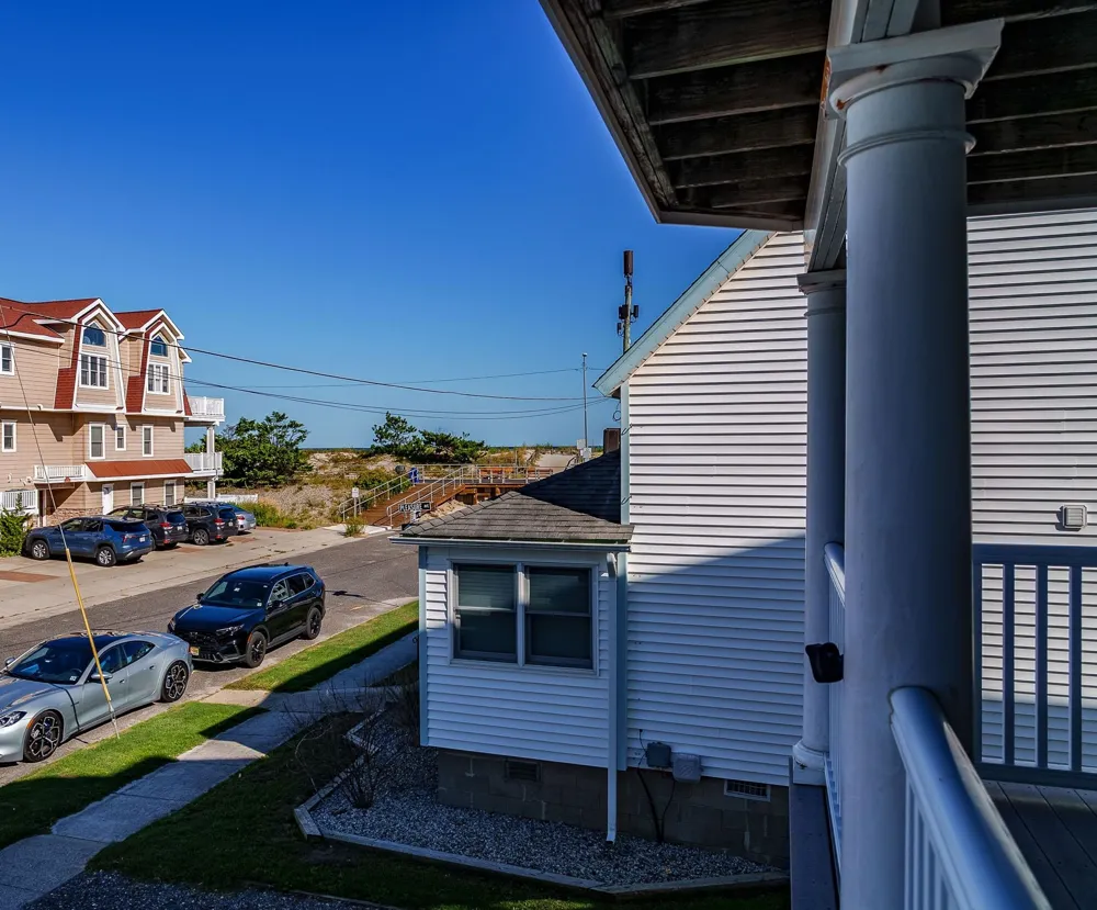 24 33rd Street Sea Isle City, NJ 08243
