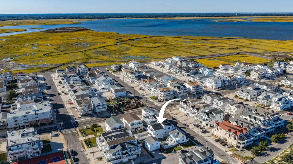 24 33rd Street Sea Isle City, NJ 08243