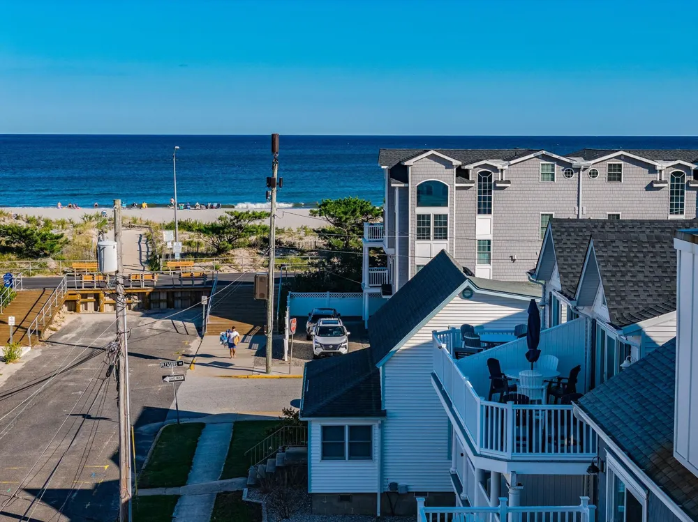 24 33rd Street Sea Isle City, NJ 08243