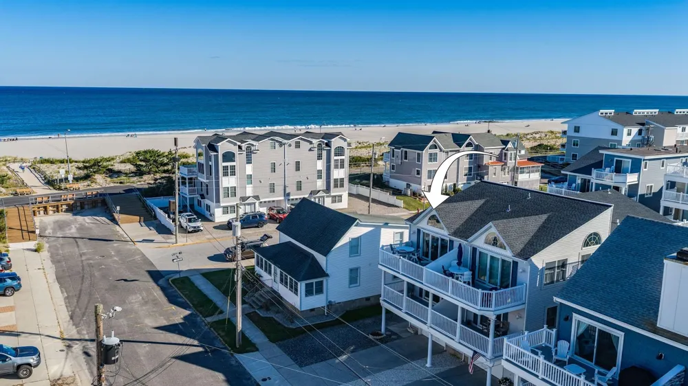 24 33rd Street Sea Isle City, NJ 08243