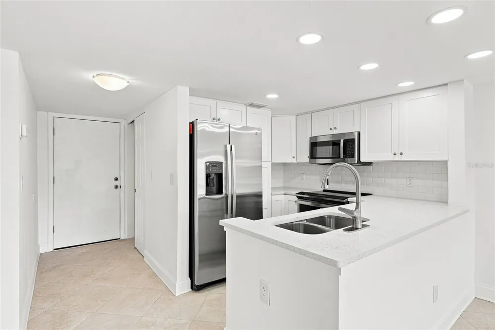 12000 CAPRI CIRCLE #15 Treasure Island, FL 33706