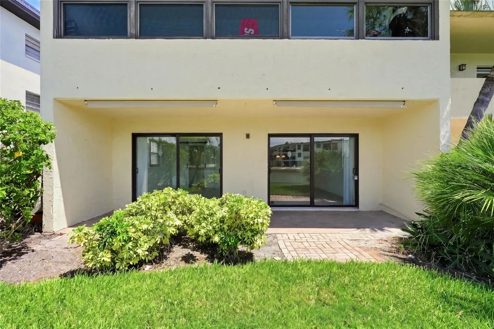 12000 CAPRI CIRCLE #15 Treasure Island, FL 33706