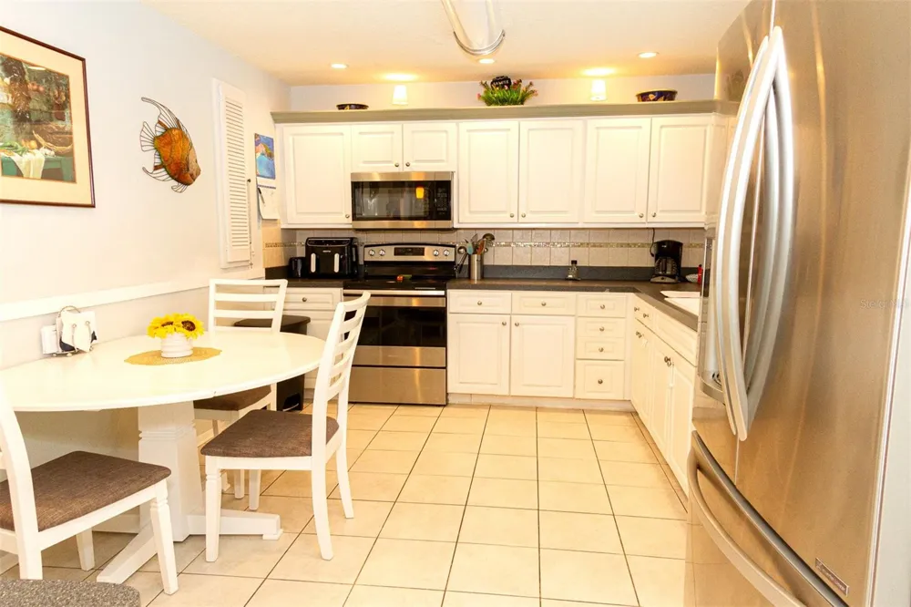 1418 STONEHENGE WAY Palm Harbor, FL 34683