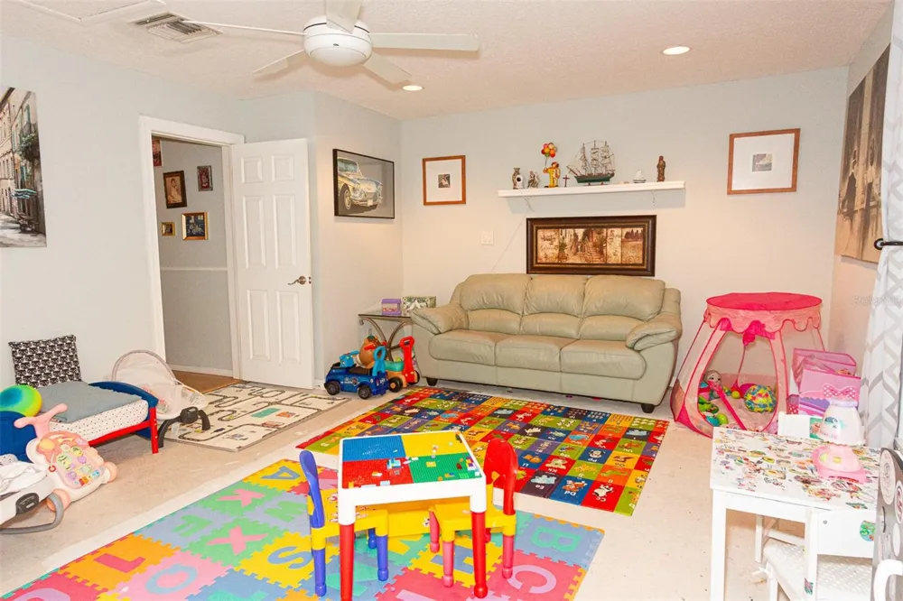 1418 STONEHENGE WAY Palm Harbor, FL 34683