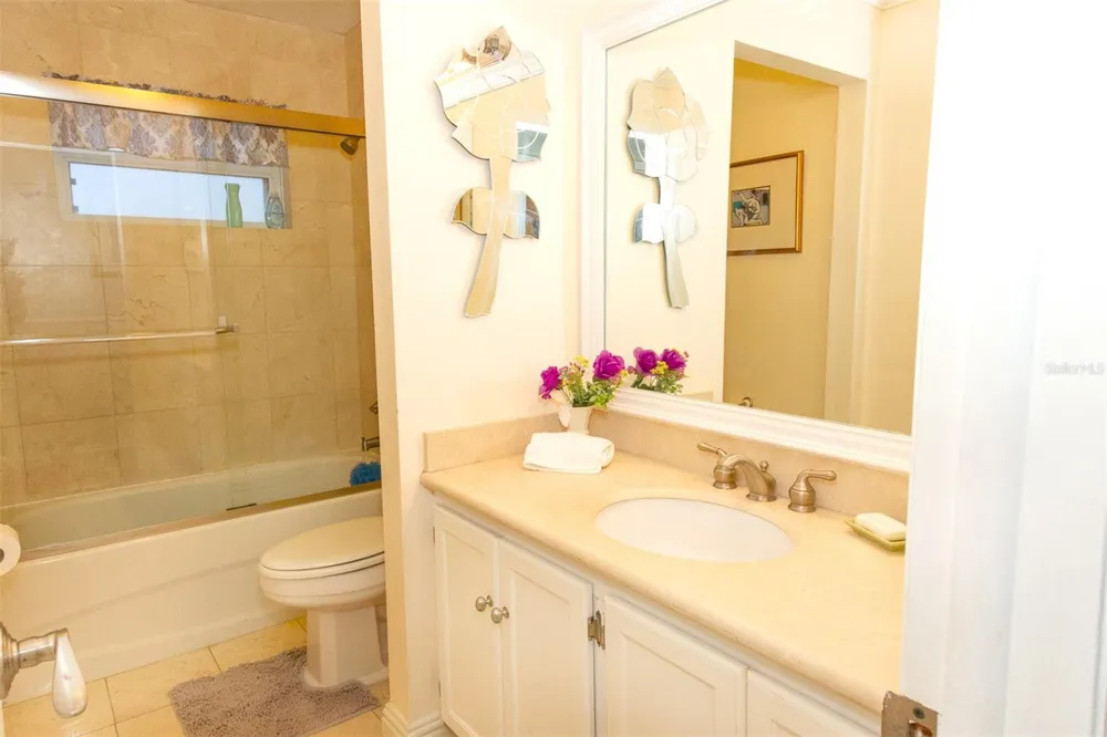 1418 STONEHENGE WAY Palm Harbor, FL 34683