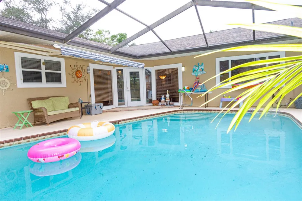 1418 STONEHENGE WAY Palm Harbor, FL 34683