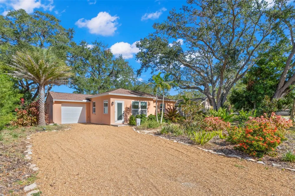3501 BOCA CIEGA DRIVE St Petersburg, FL 33710