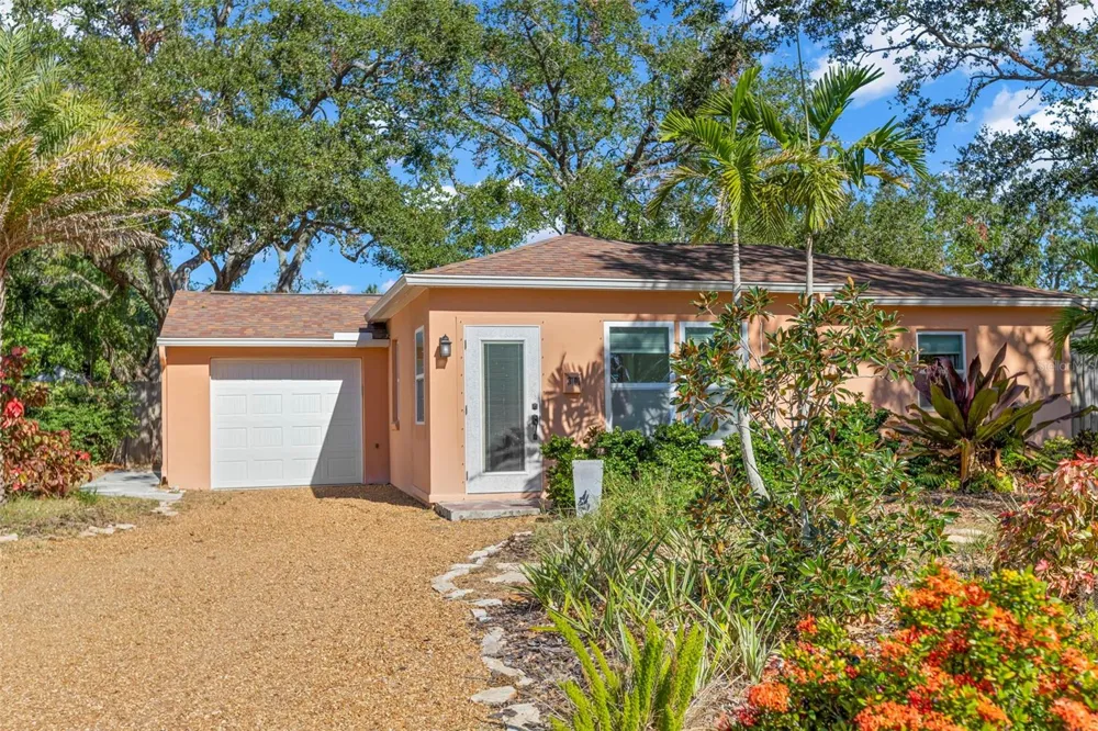 3501 BOCA CIEGA DRIVE St Petersburg, FL 33710