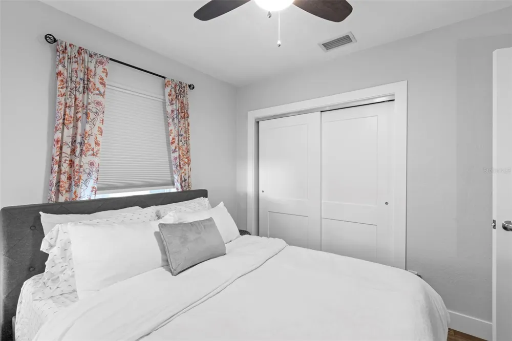 3501 BOCA CIEGA DRIVE St Petersburg, FL 33710