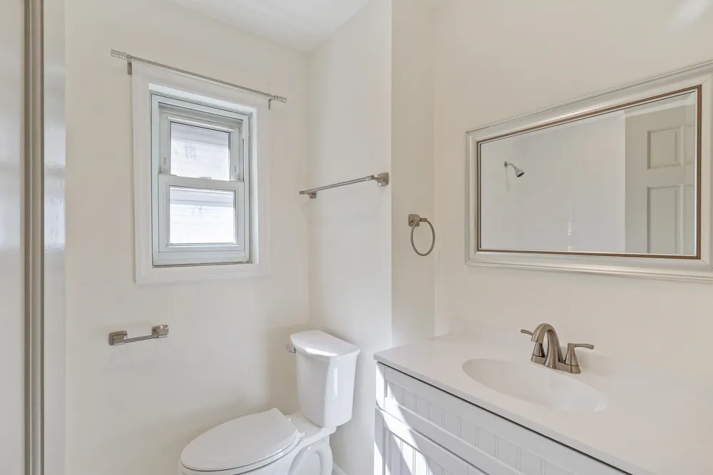 44 WEST 34TH ST Bayonne, NJ 07002