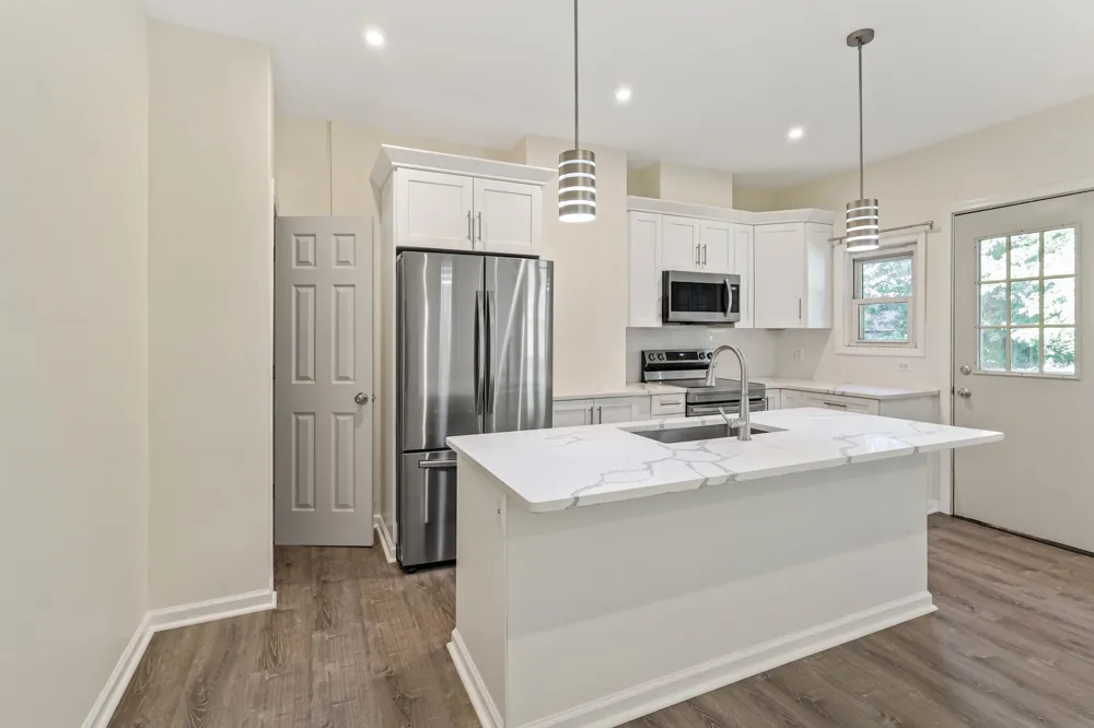 44 WEST 34TH ST Bayonne, NJ 07002