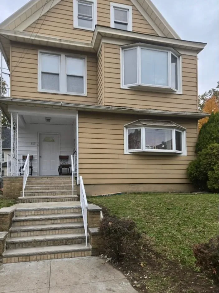 817-819 AVENUE C Bayonne, NJ 07002