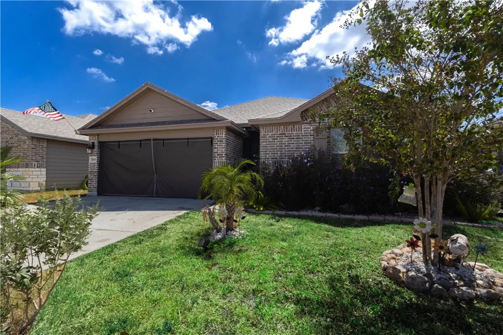 3906 Targaryen Way Corpus Christi, TX 78410
