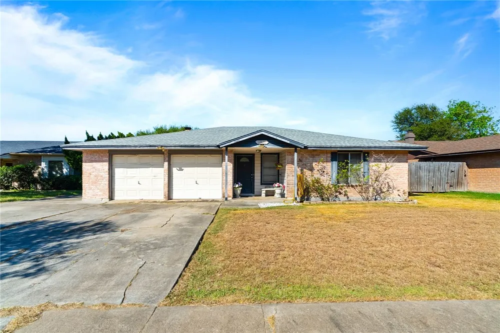 1908 Falcon Drive Portland, TX 78374