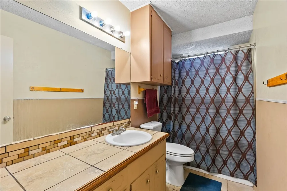 1908 Falcon Drive Portland, TX 78374