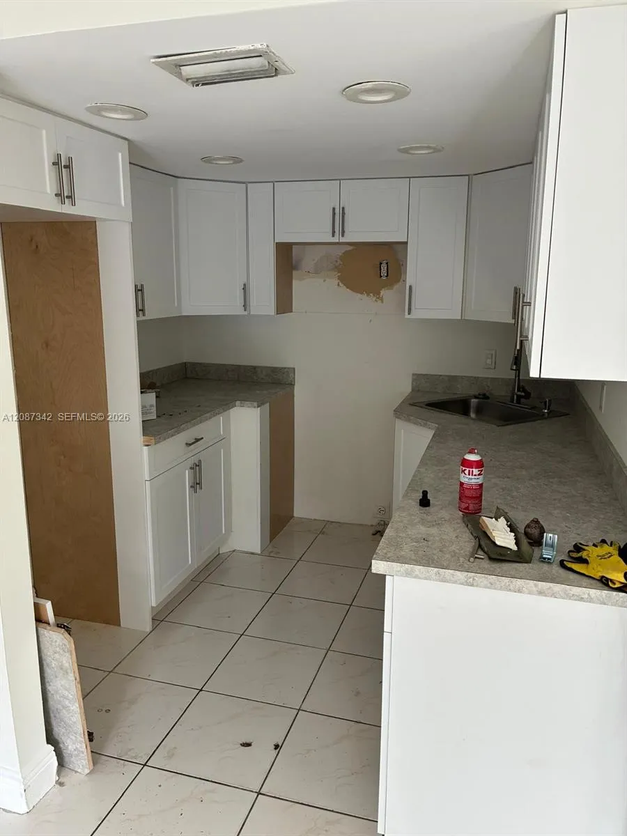 5023 E Society Pl E #I West Palm Beach, FL 33415