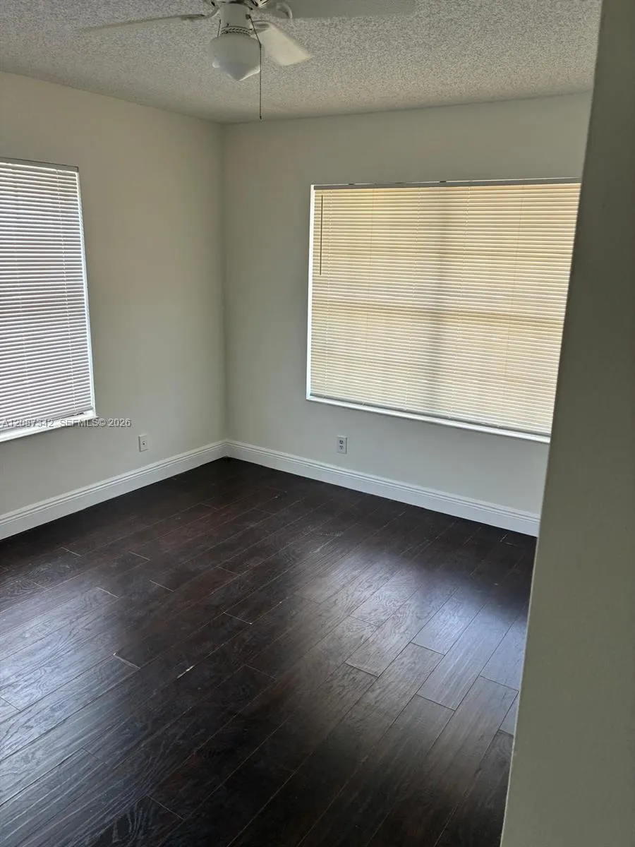 5023 E Society Pl E #I West Palm Beach, FL 33415