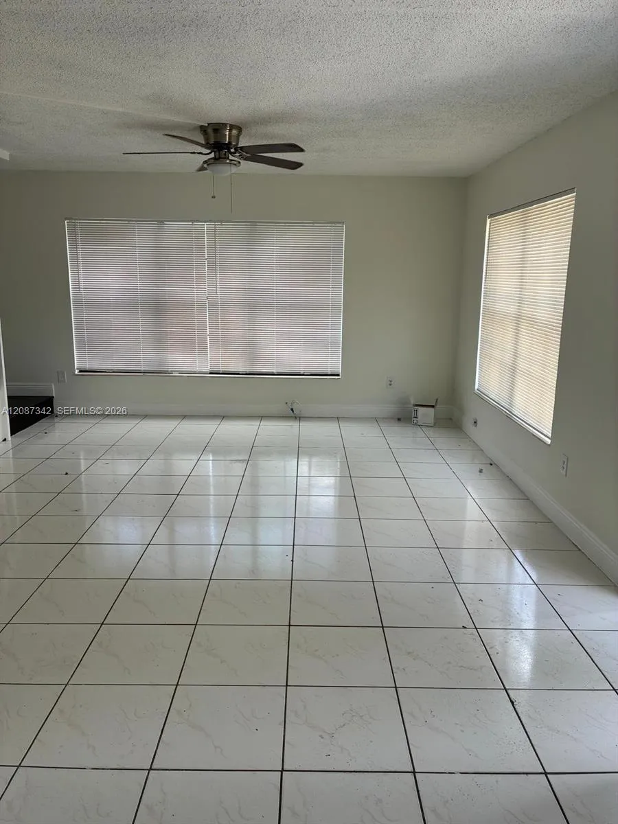 5023 E Society Pl E #I West Palm Beach, FL 33415