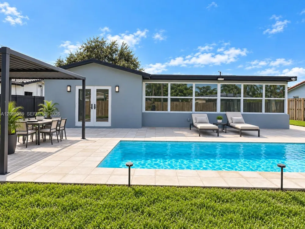 401 S Highland Dr Hollywood, FL 33021