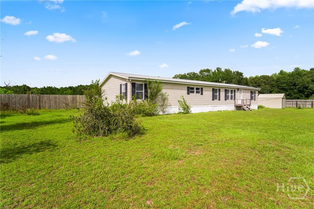 3317 Henry Moxley Rd Cobbtown, GA 30420