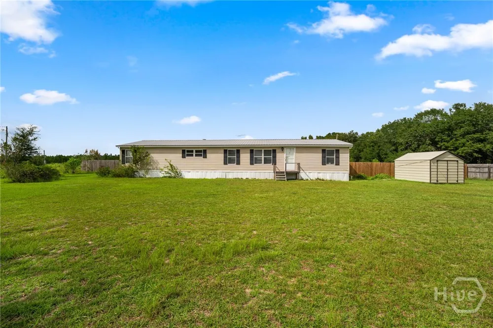 3317 Henry Moxley Rd Cobbtown, GA 30420